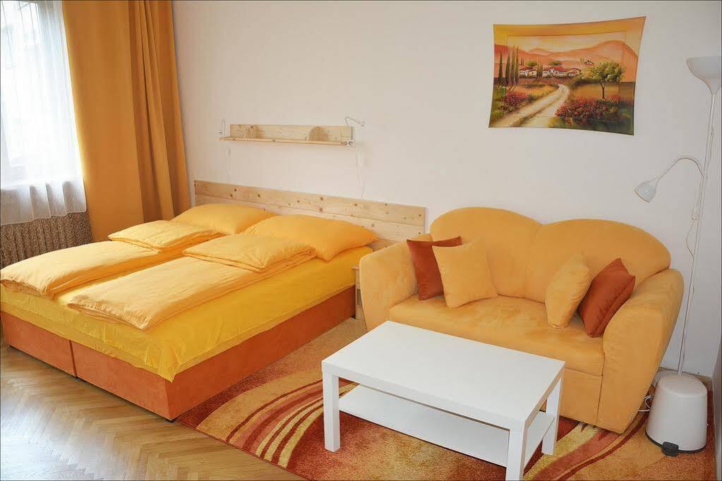 Apartmany Machek Praag Buitenkant foto